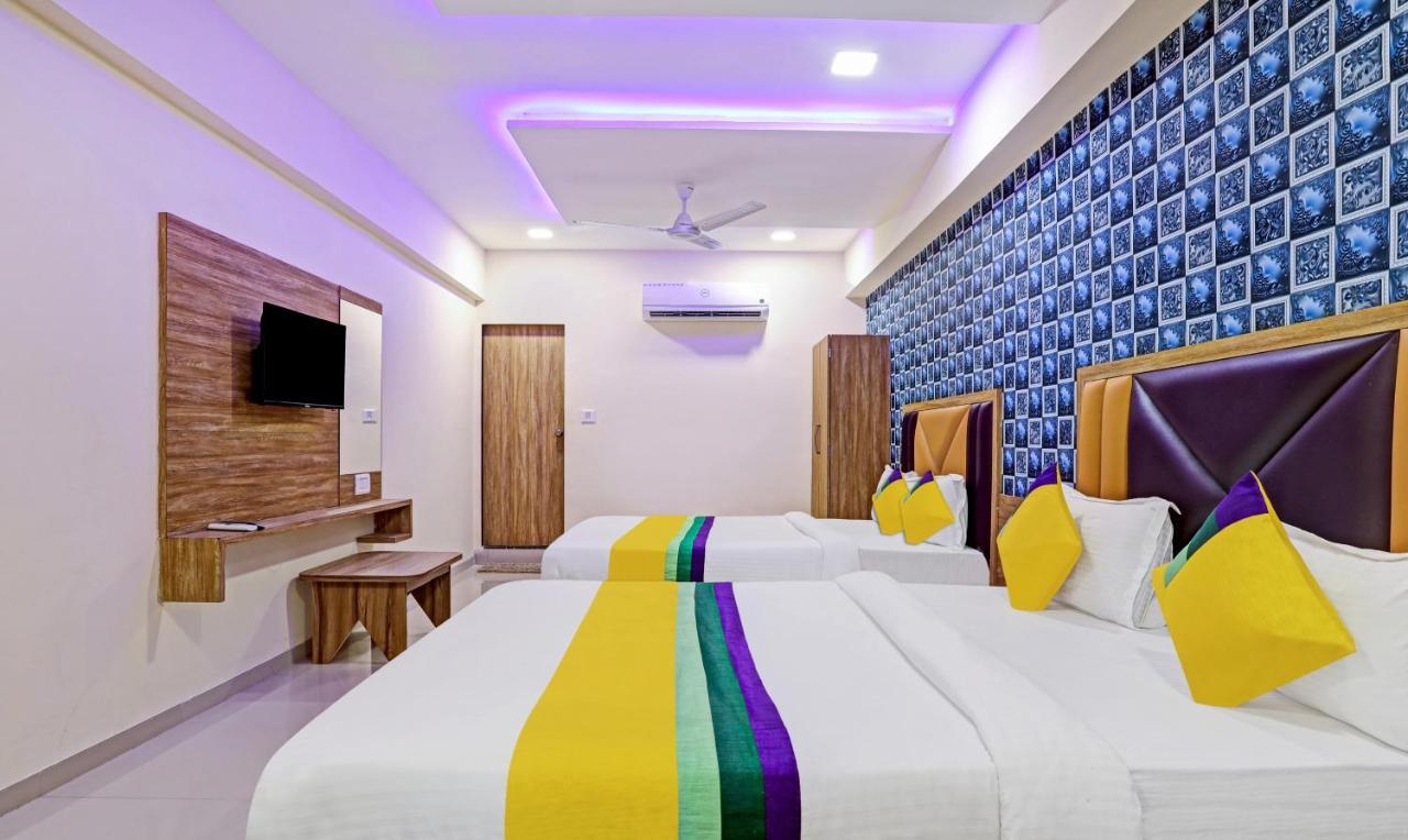 Itsy Hotels Rk Palace วาโดดารา ภายนอก รูปภาพ