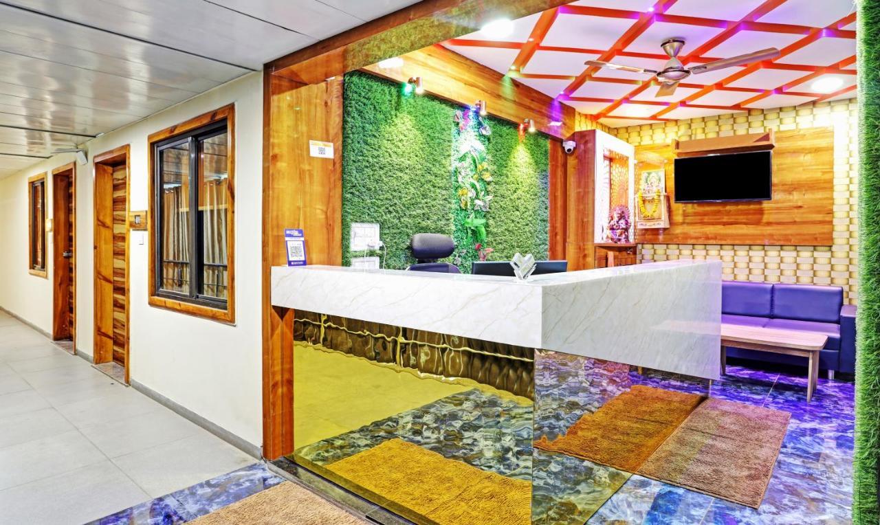 Itsy Hotels Rk Palace วาโดดารา ภายนอก รูปภาพ
